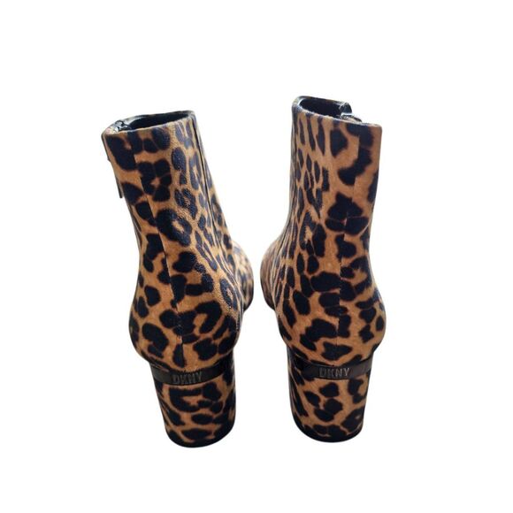 DKNY Booties Size 6.5 Animal Print Block Heel Boots Microsuede NEW - Picture 5 of 7